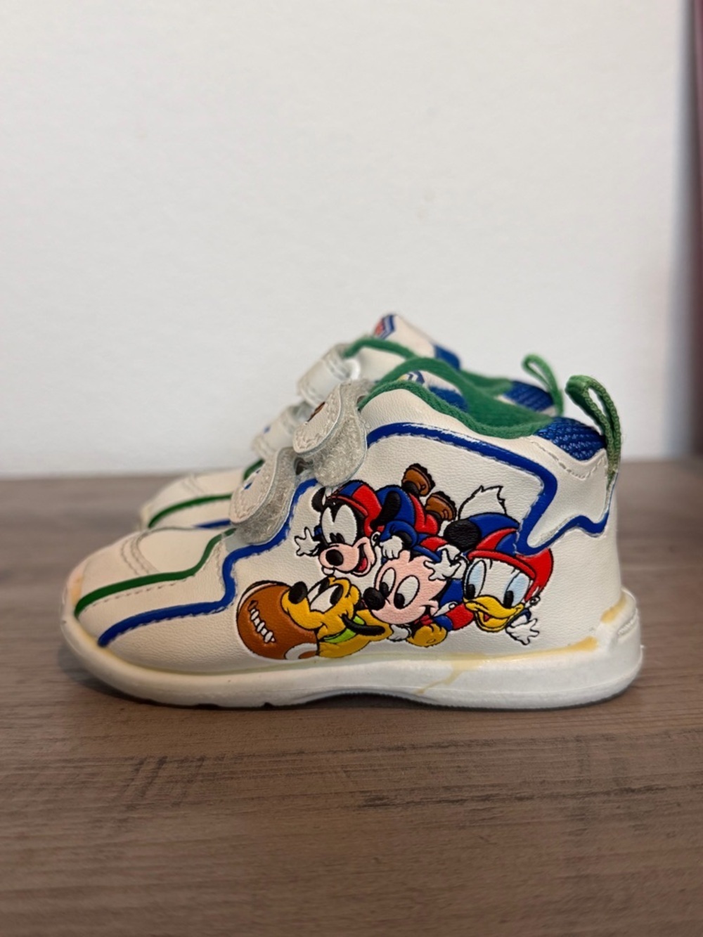 VTG Baby Mickey Mouse Double Strap Shoes Infant Size 3 White Goofy Pluto Donald